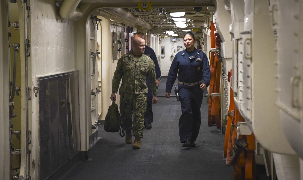 DVIDS - Images - Pacific Blitz 2019: CNO, MCPON, CMC, SMMC visit USS ...