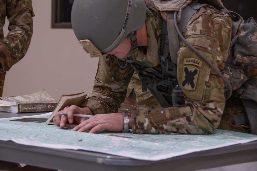 First junior enlisted in La. Guard earns Ranger tab, jump wings