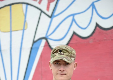 First junior enlisted in La. Guard earns Ranger tab, jump wings