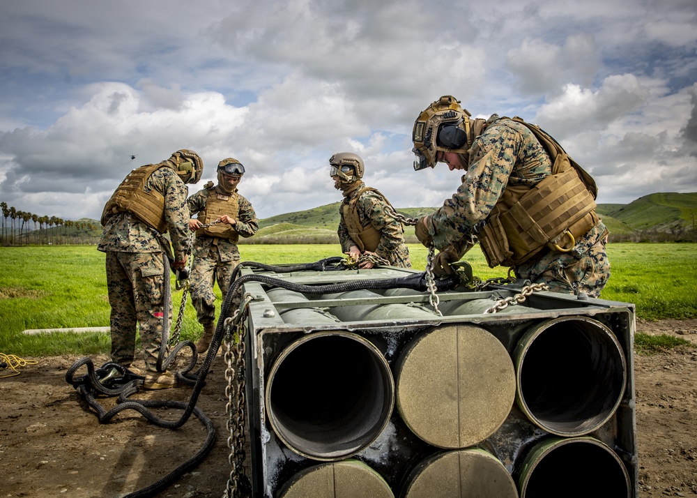 CLB-1 Marines conduct sling loading drills