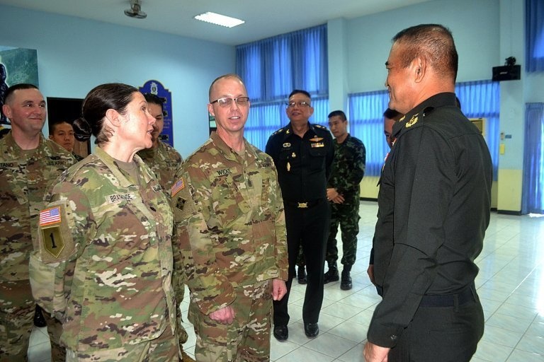 Royal Thai Army senior leader greets Washington Army National Guard Soldiers