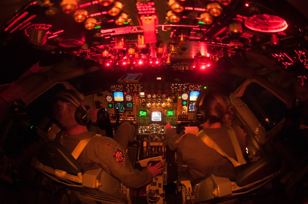 Hawaii Air National Guard performs Night Air Refueling Mission