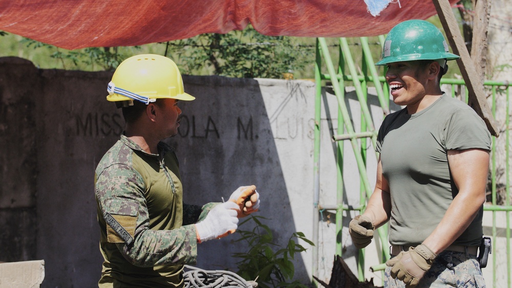 Balikatan 2019: AFP, U.S. Marines continue construction project at Bulsa Elementary School