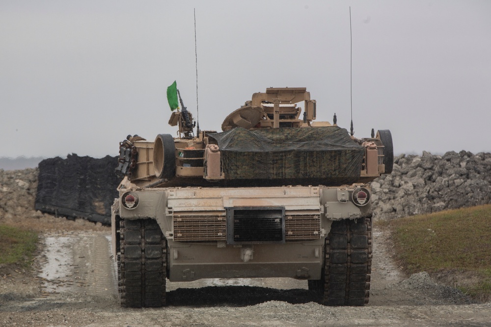 2nd Tank Battalion conducts marksmanship qualifications