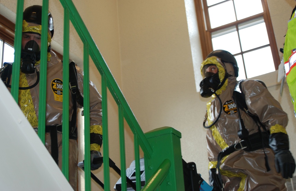 Civil Support Teams exercise at Hamilton College