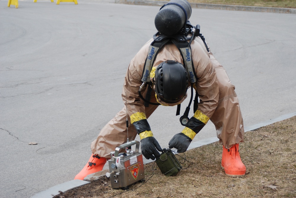 Civil Support Teams exercise at Hamilton College