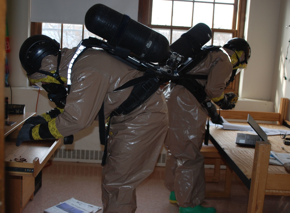 Civil Support Teams exercise at Hamilton College