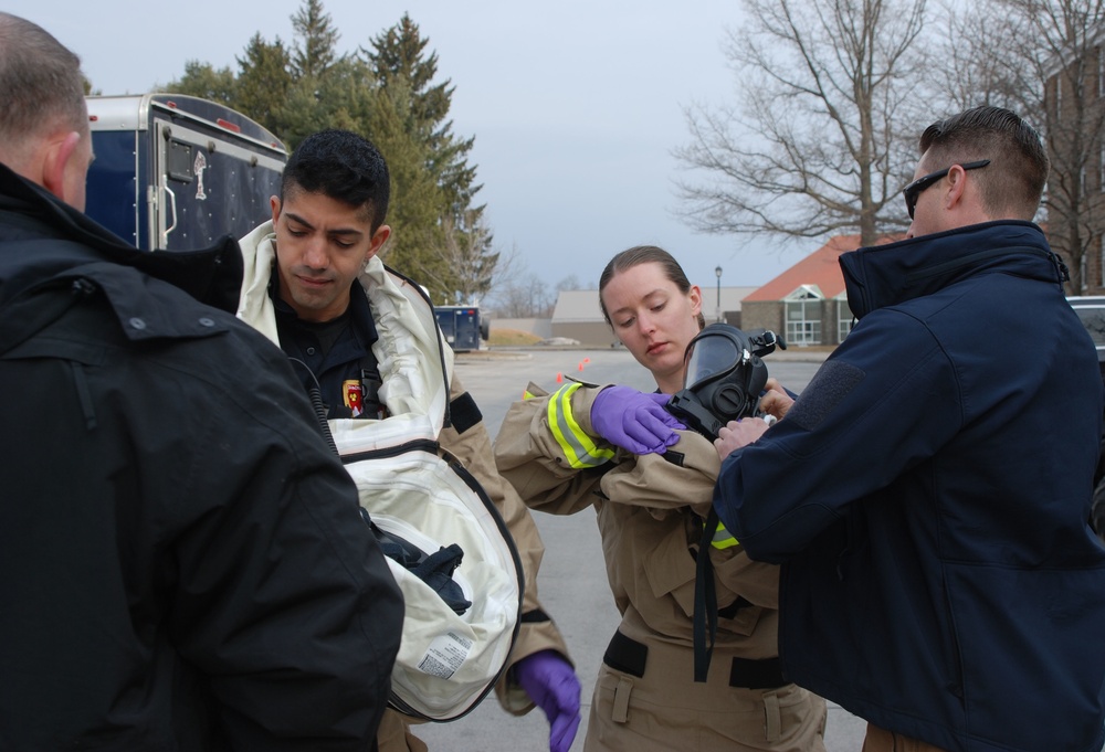 Civil Support Teams exercise at Hamilton College