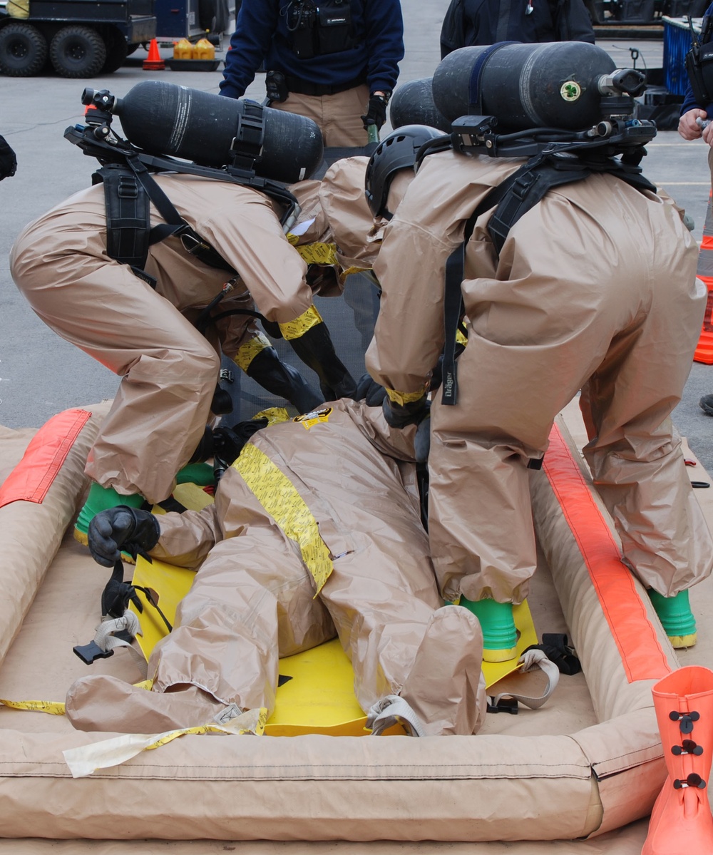 Civil Support Teams exercise at Hamilton College