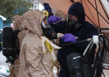 Civil Support Teams exercise at Hamilton College
