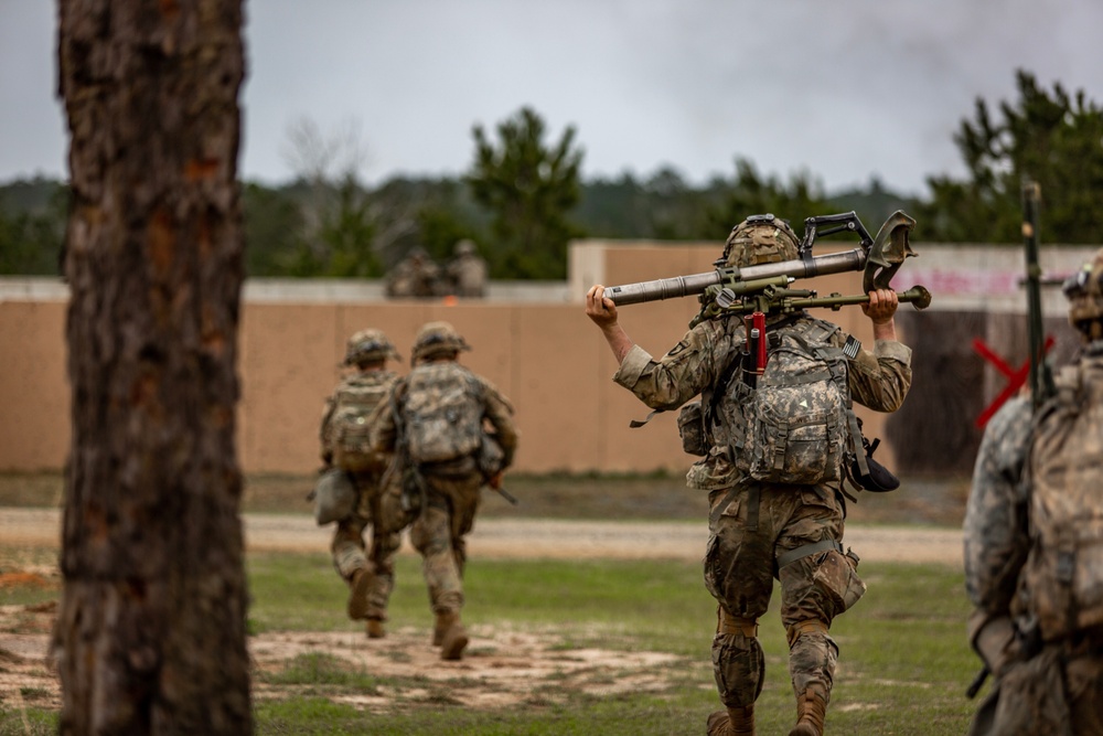 Screaming Eagles conduct Brigade Live Fire at JRTC