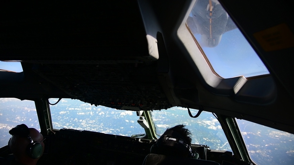 Dover C-17 Globemaster III refuels with KC-46 Pegasus