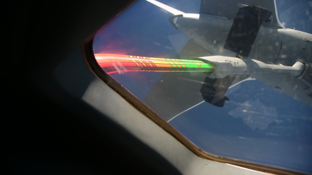 Dover C-17 Globemaster III refuels with KC-46 Pegasus