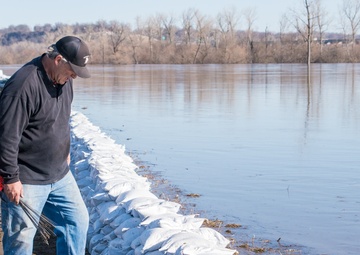 Missouri Airmen protect local communities