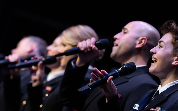 Navy Band visits Elon