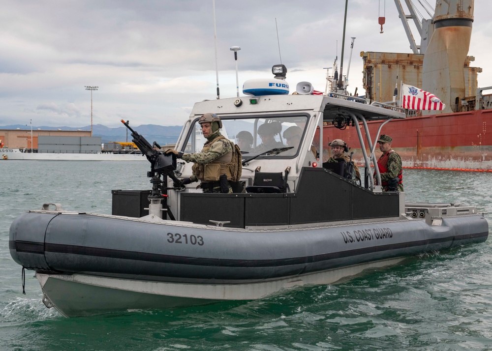 Coastguardsman from Port Security Unit 312 Conduct Harbor Security Drills on Port Hueneme During Pacific Blitz 2019