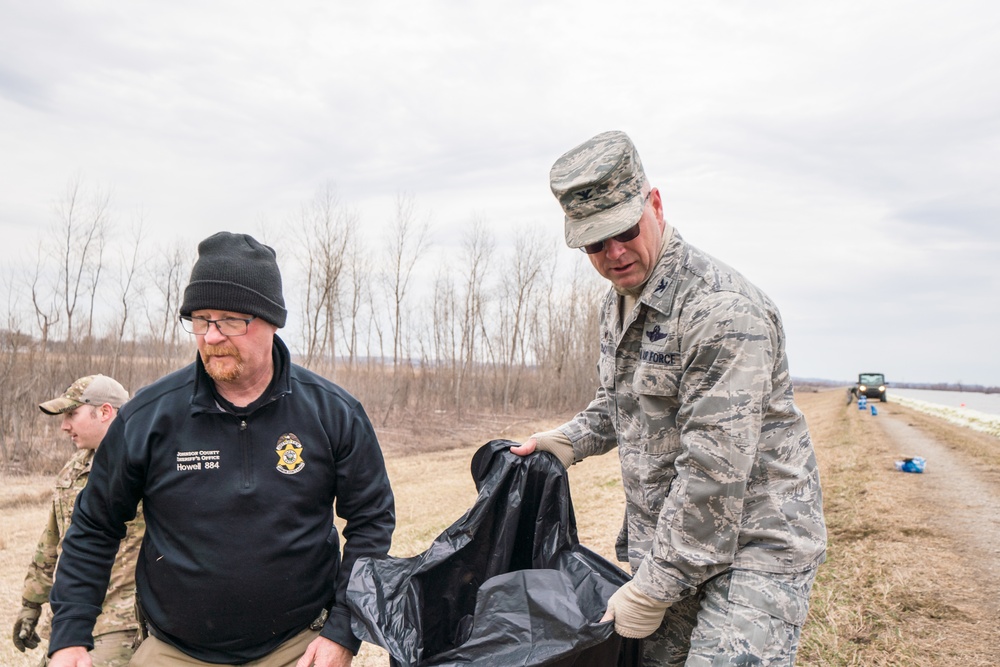 Missouri Airmen protect local communities during flooding