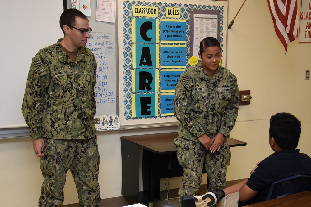 USS Emory S. Land Sailors Speak with Students