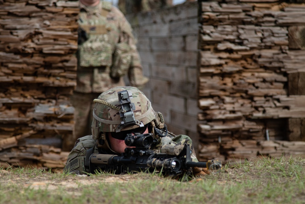 1-173rd Infantry take part in a live-fire trench warfare