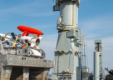 EODMU2 Leads MCM Task Group Experiment Aboard RFA Mounts Bay