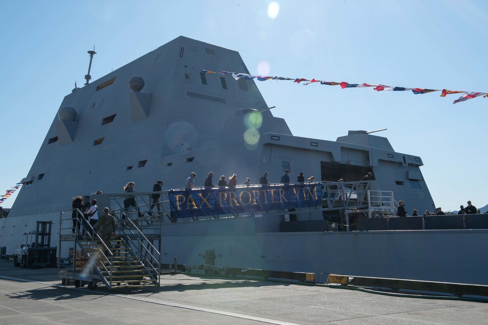 USS Zumwalt Sailors Give Tours