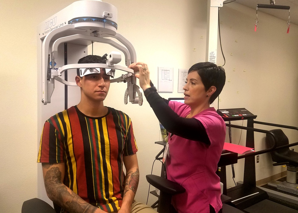 WBAMC TBI Clinic holds open house for Brain Injury Awareness; Resources at TBI Clinic provide rehabilitation