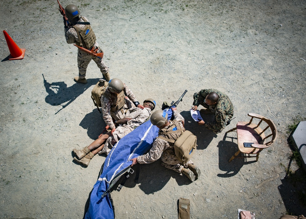 Students with FMTB West conduct patient assessment drills