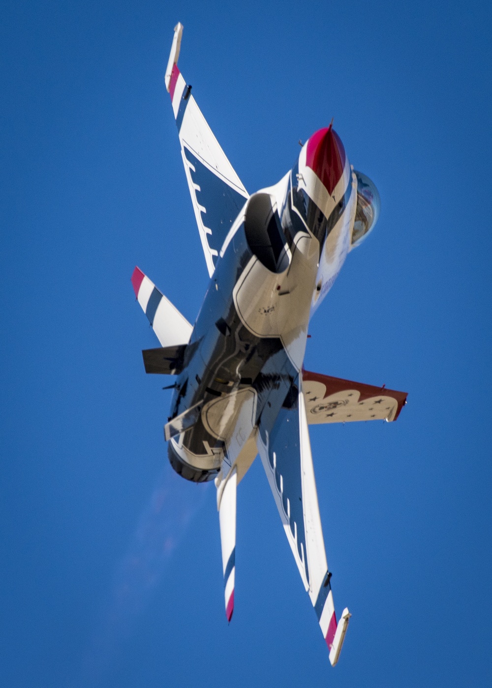 AF Thunderbirds visit DM