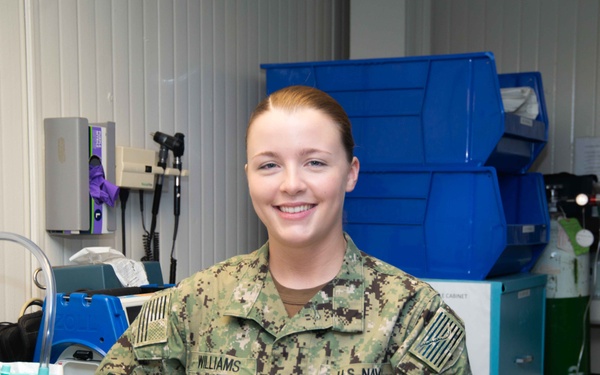 GW Sailor Supports Lincoln