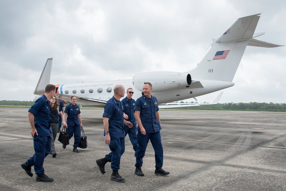 Coast Guard Vice Commandant visits Air Station New Orleans