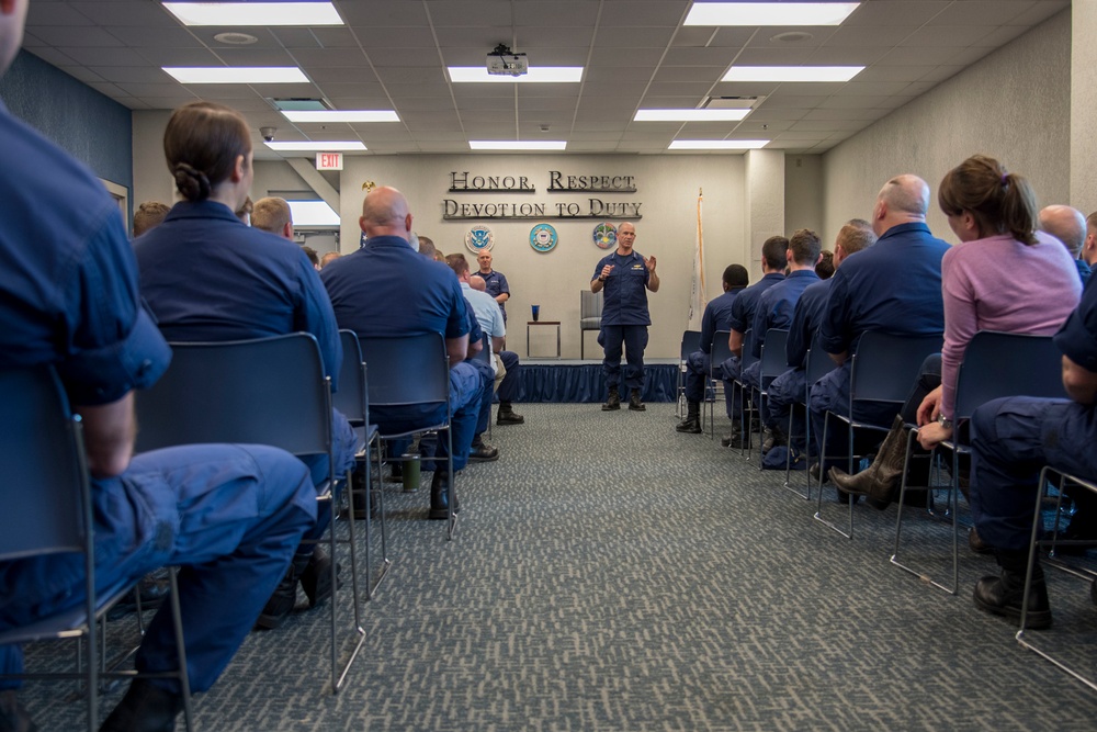 Coast Guard Vice Commandant visits Base New Orleans