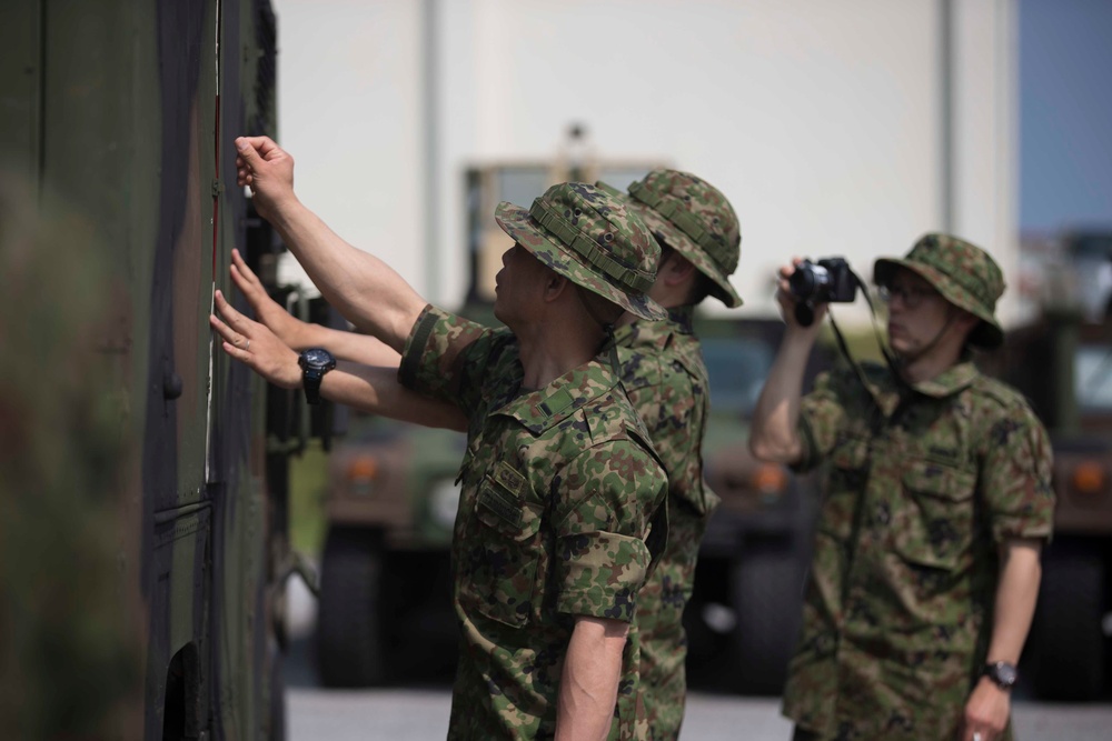 Amphibious Rapid Deployment Brigade visits CLB-31