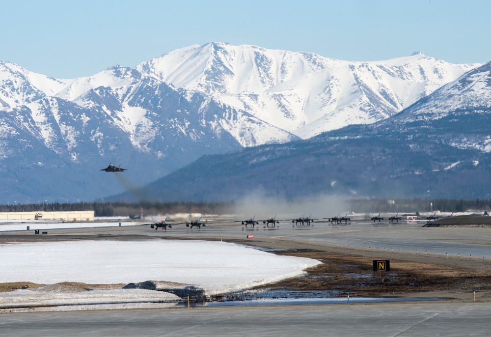 JBER F-22s demonstrate combat capabilities