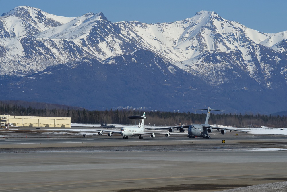 JBER F-22s demonstrate combat capabilities