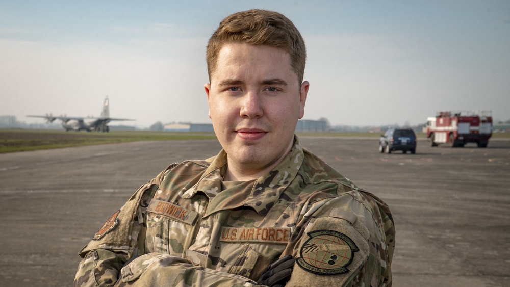 Airfield Management Shift Lead Senior Airman Chris Rodwick