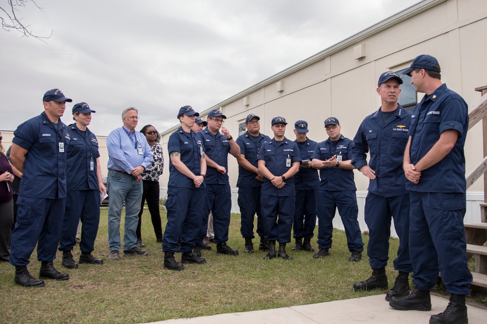 Coast Guard Vice Commandant visits OPC project resident office