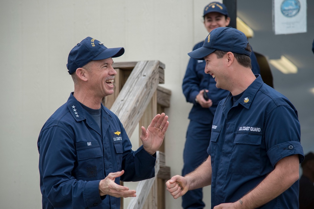 Coast Guard Vice Commandant visits OPC Project Resident Office