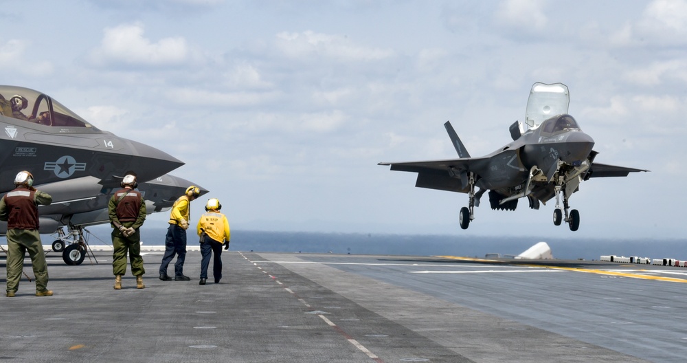 USS WASP (LHD 1) OPERATIONS AT SEA