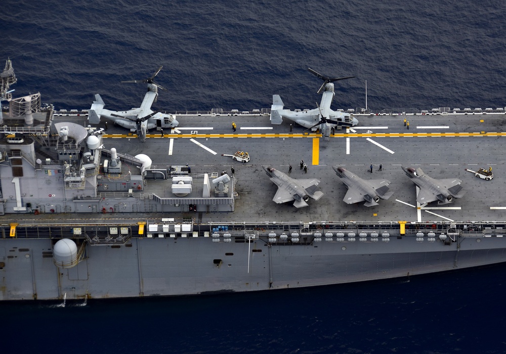 USS WASP (LHD 1) OPERATIONS AT SEA