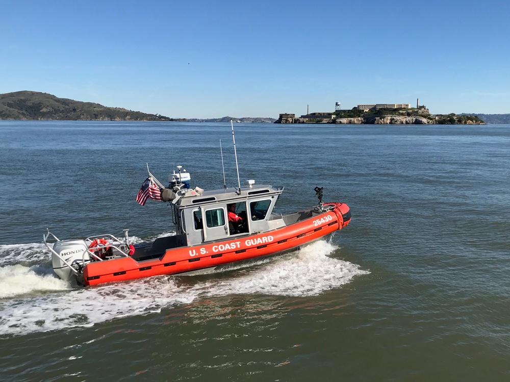 Station San Francisco escorts Coast Guard Cutter Robert Ward