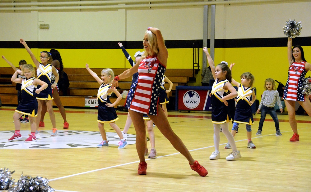 Tampa Bay Buccaneer Cheerleaders and football players visit Caserma Ederle, Vicenza