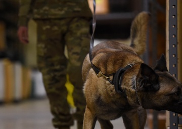 FBI brings explosive training to JBLE