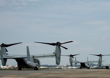 U.S. Marines with VMM-268 complete trans-Pacific flight