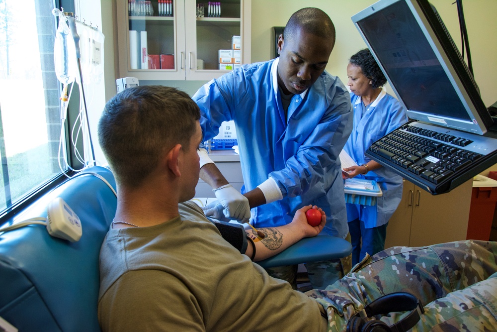 MCoE CG visits Sullivan Memorial Blood Center