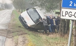 U.S. Airmen aid Polish citizen while deployed for exercise