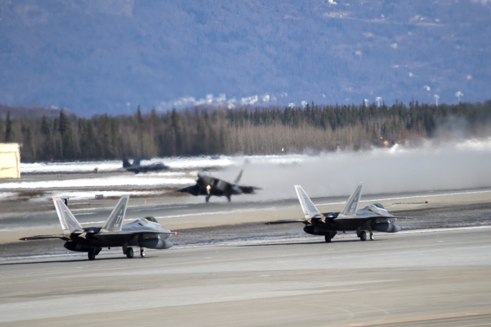 JBER F-22s demonstrate combat capabilities