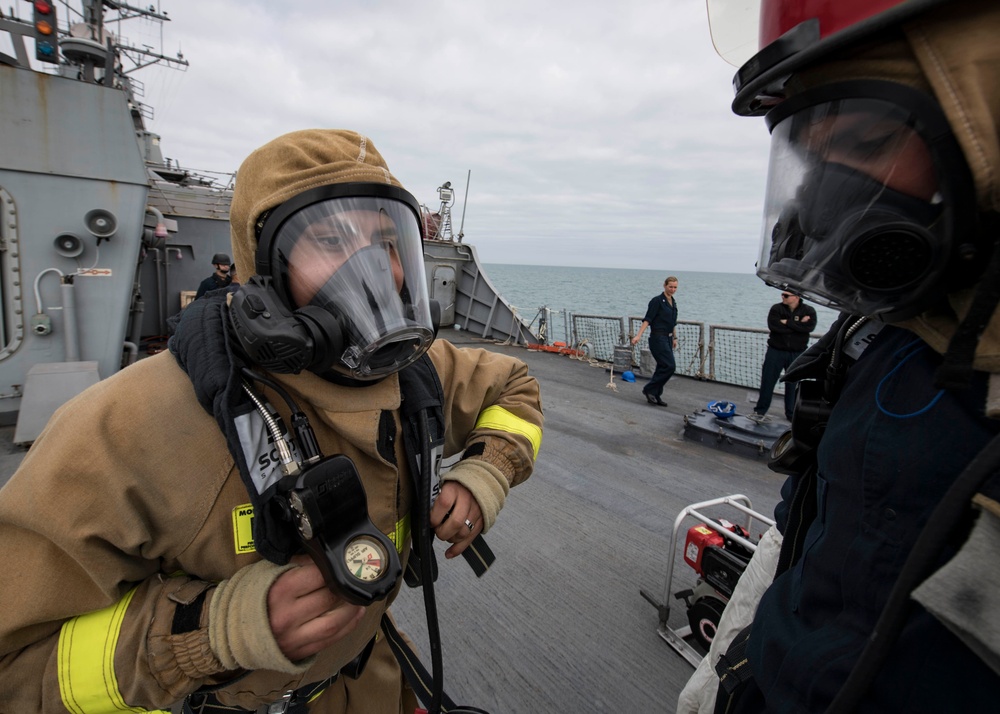 USS Carney (DDG 64)