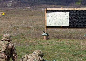 Alpha Company, 1-16th Infantry Regiment qualify with machine guns