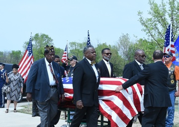 Honoring a legend: Tuskegee Airman Robert T. McDaniel