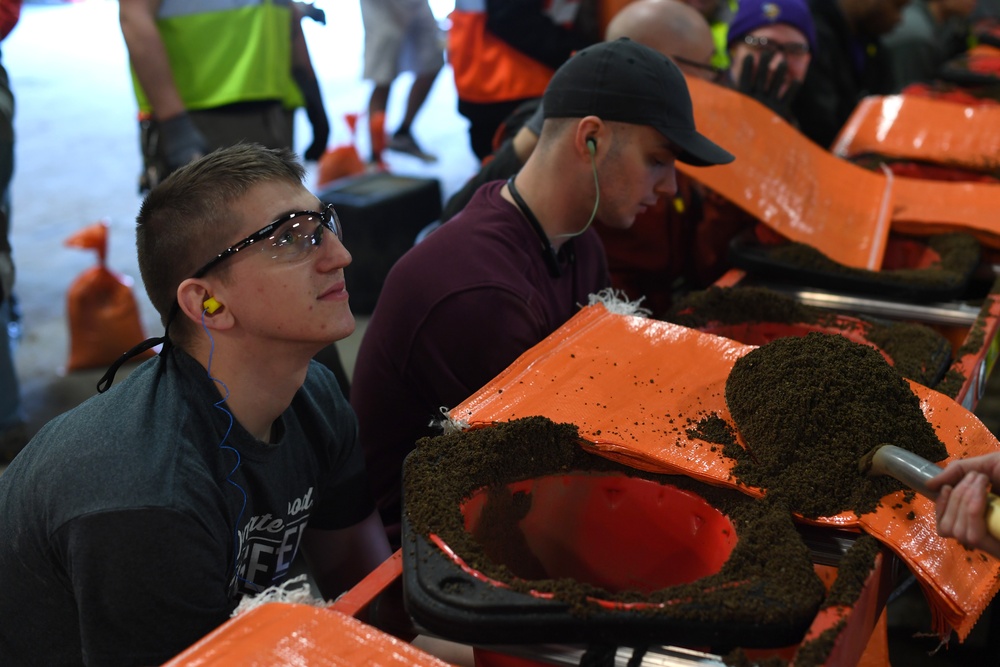 Grand Forks AFB members assist with flood preparation efforts